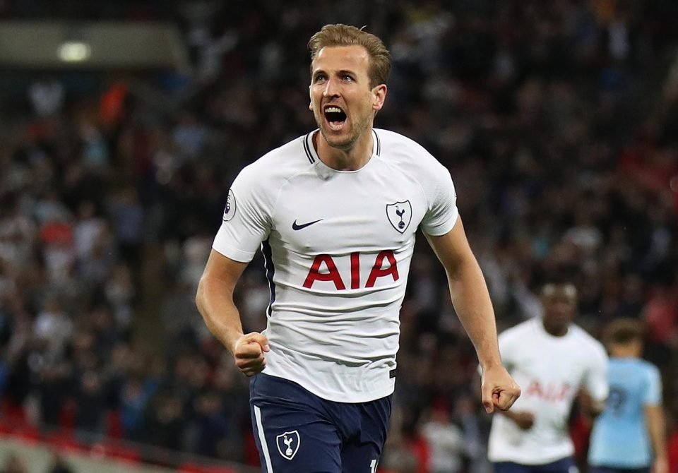  Harry Kane has signed a new deal keeping him at Tottenham until the end of the 2023/23 season