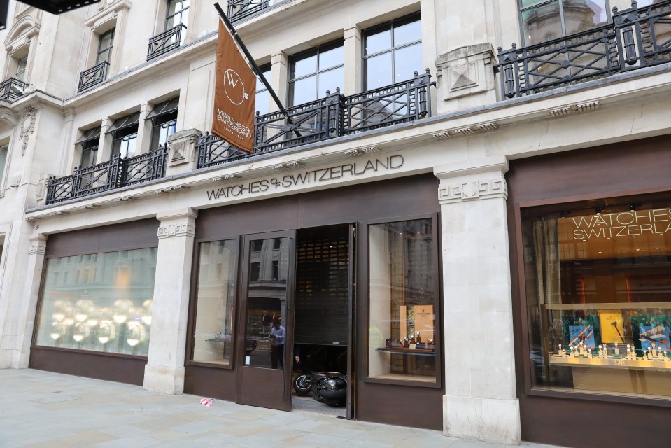 Gangs have even targeted jewellery stores, like this one on Regent Street raided three times in four months