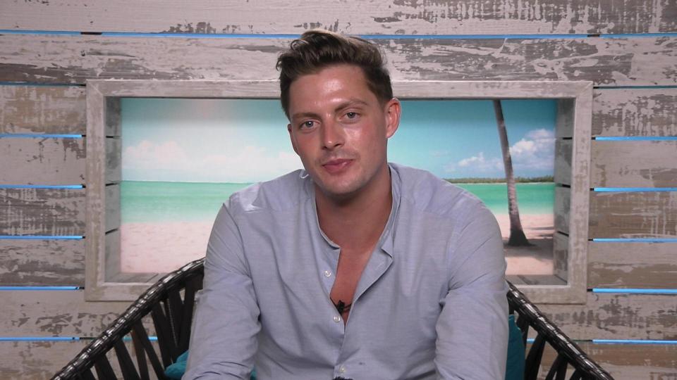  Love Island's Dr Alex George ghosted an ex after she refused to have sex with him