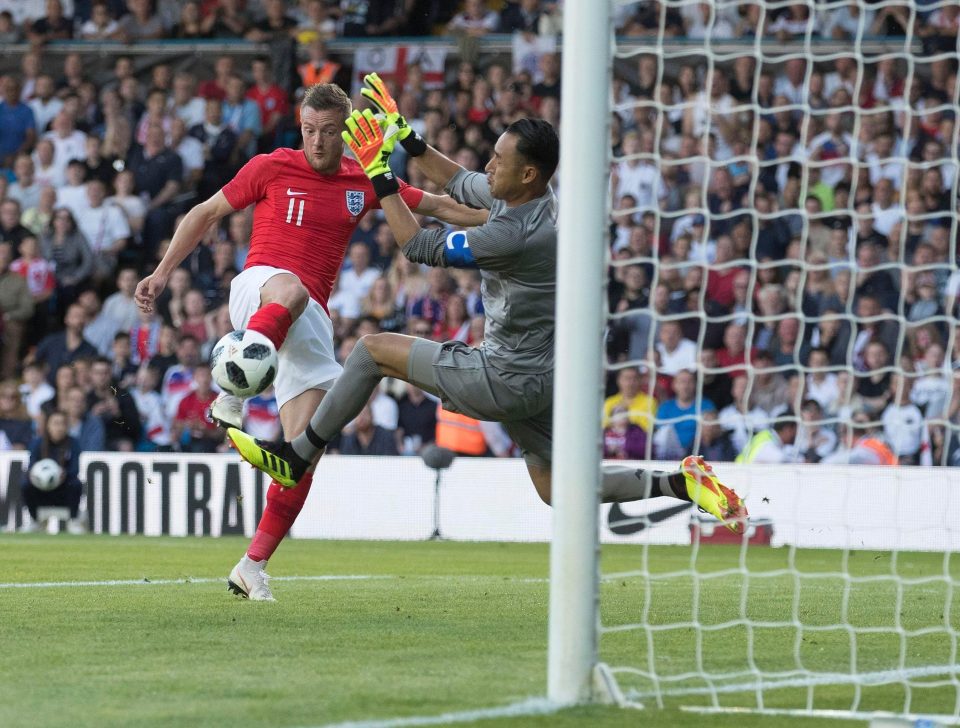  Keylor Navas makes a brave stop to deny Jamie Vardy from doubling the lead for England