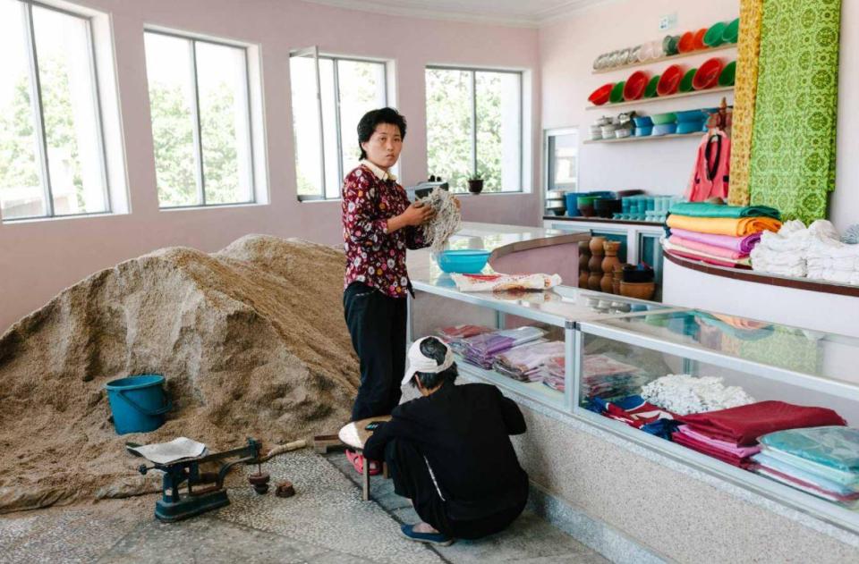  The brown pile in this image, presumably shot at the main shop in the village, is salt