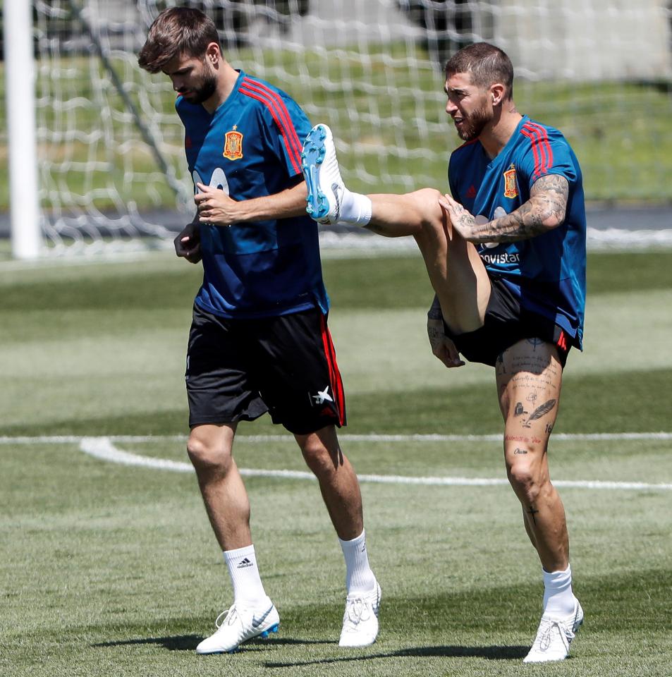  Gerard Pique prevented Sergio Ramos from coming to blows with head of Spanish FA