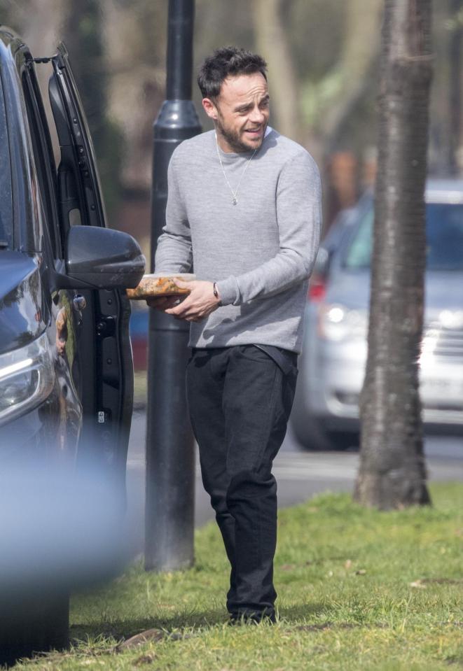  Lisa grew suspicious of Anne-Marie when Ant was pictured with this Tupperware lunchbox 