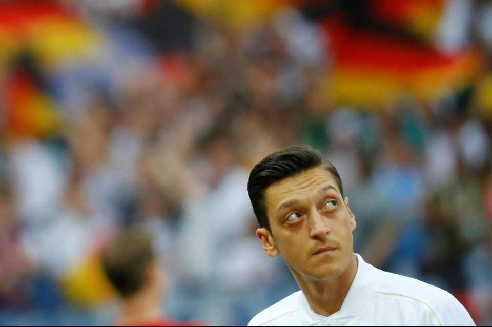  Ozil failed to get off the bench as Germany beat Sweden 2-1 to keep alive their hopes of reaching the last-16