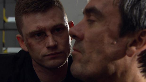 Cain Dingle is attacked by drug dealer Simon McManus on Emmerdale