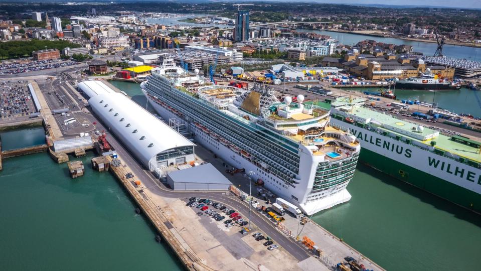  Investigators posed as passengers with knives taped to their back or ankles at Southampton docks