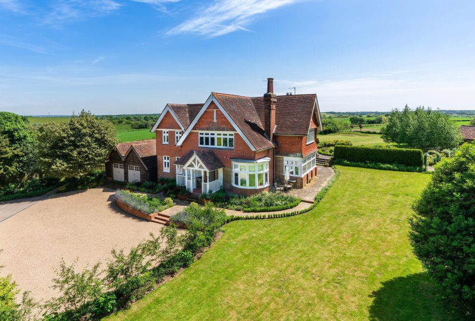  Robin Bextor's stunning family home has gone on the market for £2.35m