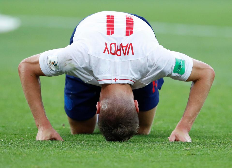 Jamie Vardy reacts after hitting the deck in the first half