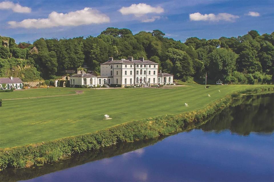  The property sits within 150 acres of grounds