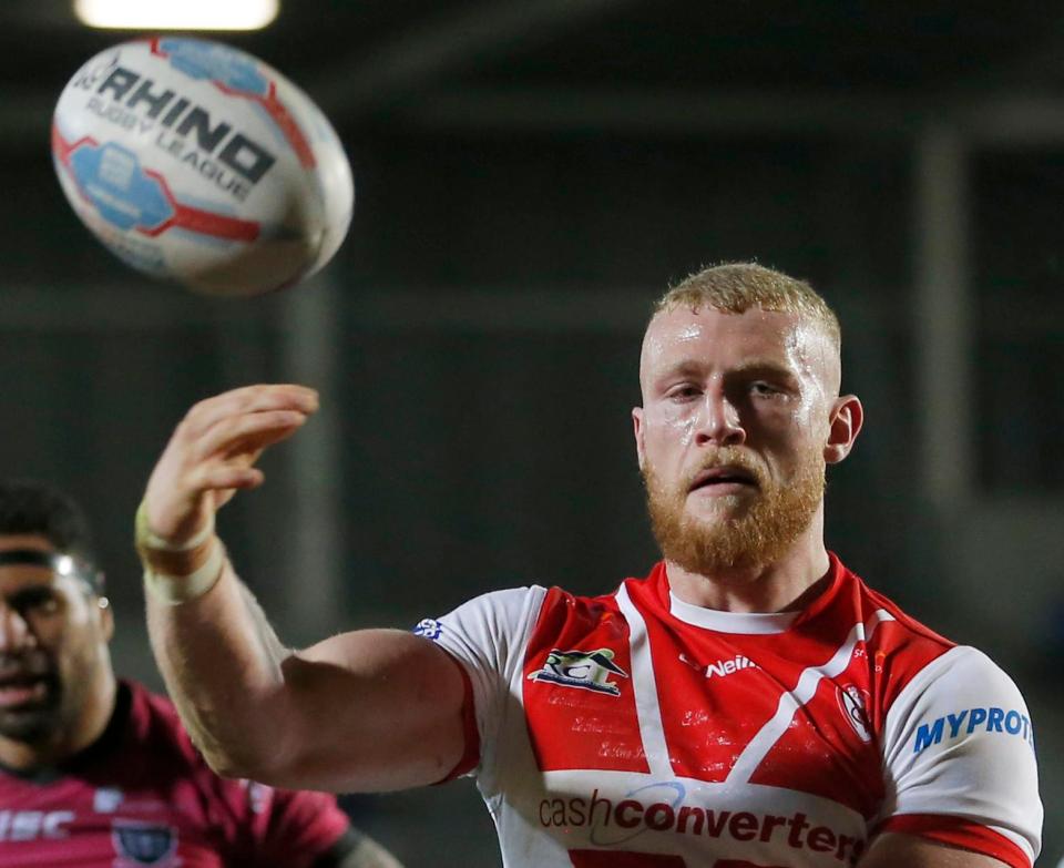  St Helens' Luke Thompson is the best prop in the world according to Alex Walmsley