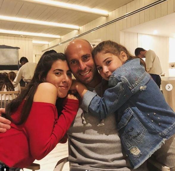  Sick trolls used a touching family photo of Willy Caballero with his daughters to make vile threats