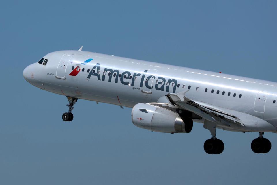  American Airlines compensated Kristen with a $3,500 (£2,609) cheque for the damages and a $300 (£223) travel voucher