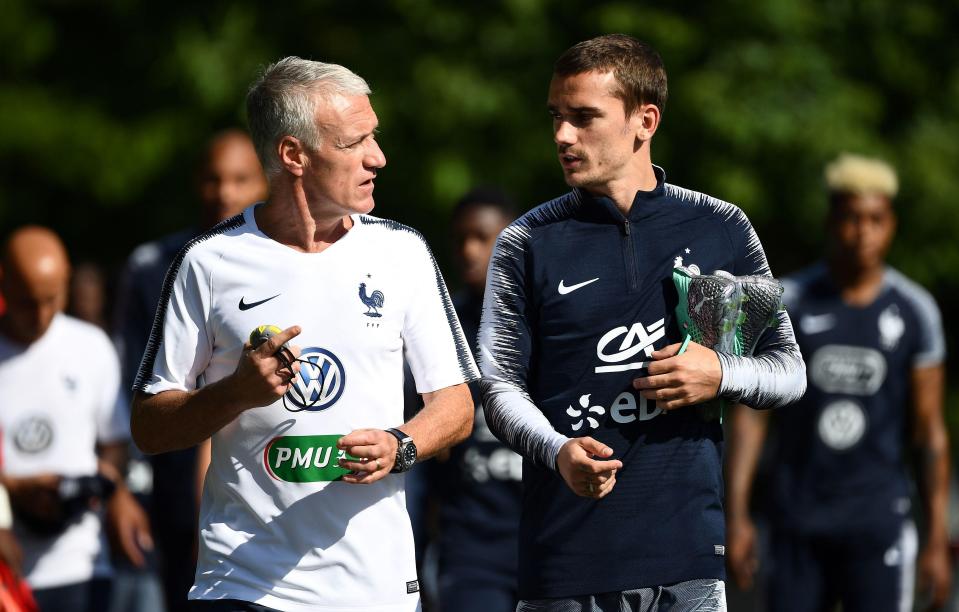  Didier Deschamps and Antoine Griezmann have jumped to the defence of Paul Pogba after he was booed by France fans on Friday