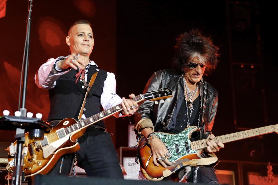  Hollywood Vampires are going on a European tour this summer which includes four UK dates in June