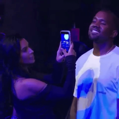  Kanye West can't keep his eyes off Rihanna's jiggling booty in an hilarious viral clip