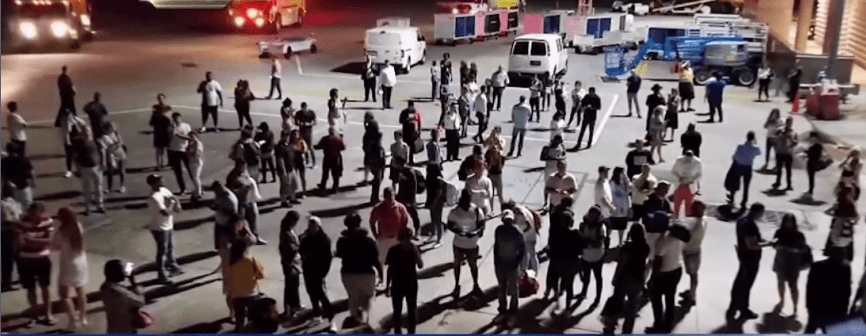  Passengers were forced to stand on the tarmac after the plane touched down in Myrtle Beach