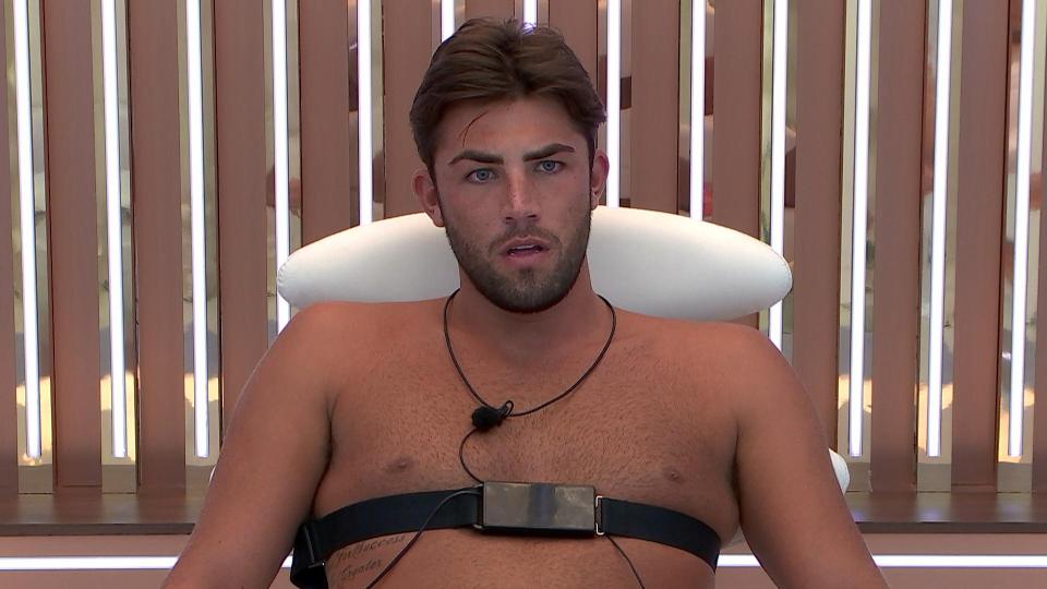  Jack is exposed as he fails to give an honest answer on several of Dani's questions during the dramatic challenge