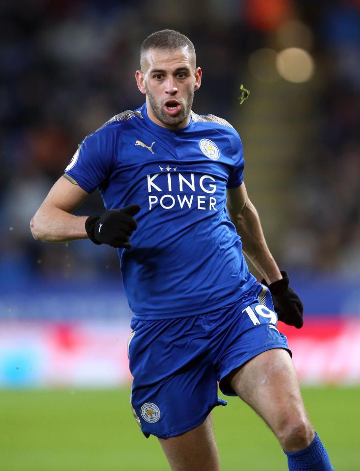  Islam Slimani is set to be offered a Leicester escape by old club Sporting Lisbon