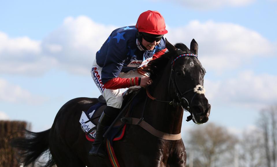  Bryony Frost in winning action aboard Black Corton