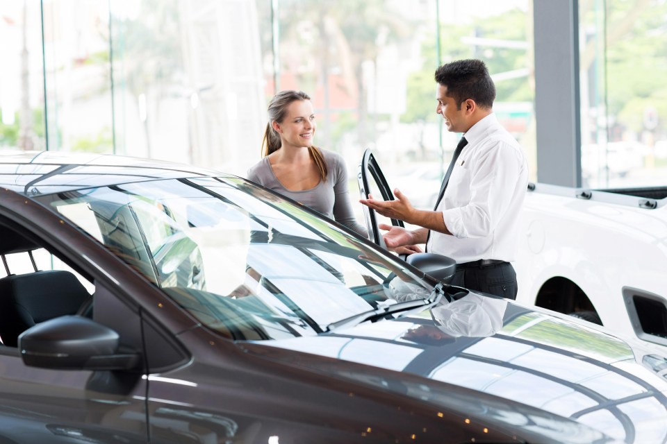 You have the right to claim a refund within the first 30 days of a purchase from a car dealer