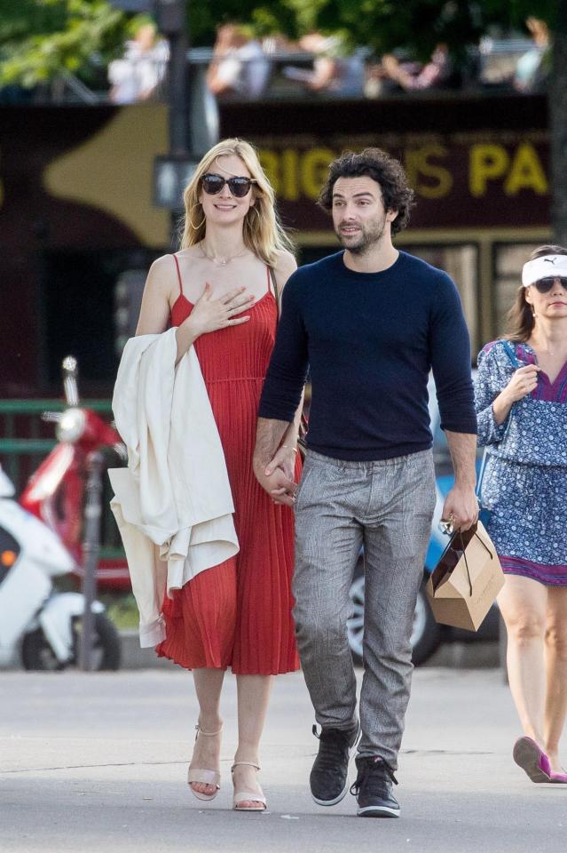  US actress Caitlin FitzGerald has found love with Poldark star Aidan Turner