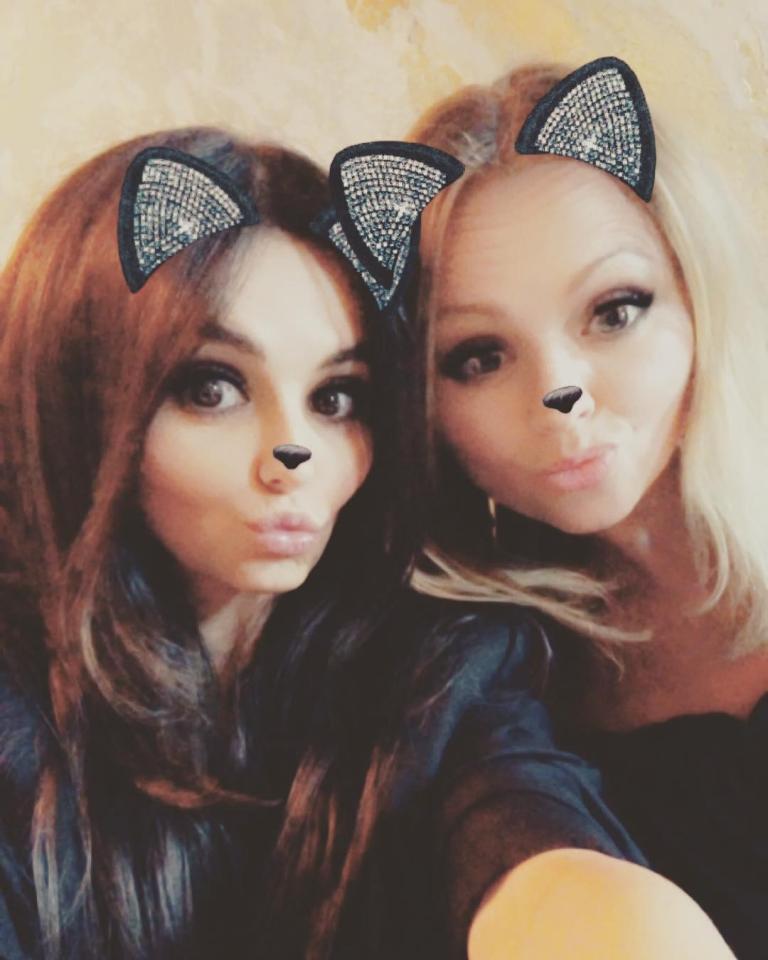  Former band mates Kimberley Walsh and Cheryl pose for a sweet selfie on Instagram