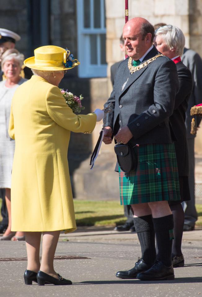  The Queen was given the keys of the city and welcomed by Edinburgh Lord Provost Frank Ross