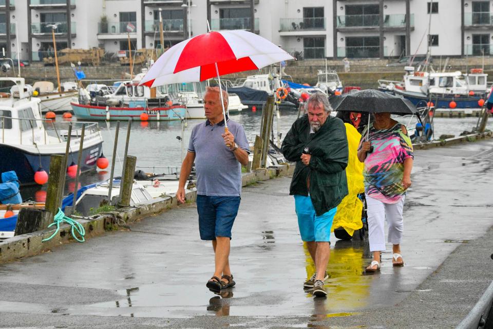  Rainfall swept into parts of the south west today as thunderstorms are set to batter the south tomorrow