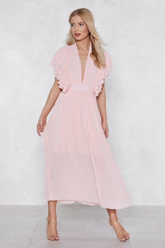  This pastel dress from Nasty Gal is stunning