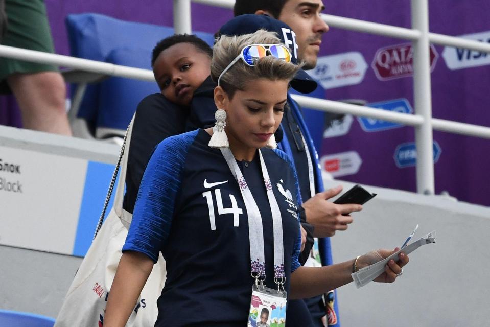  Blaise Matuidi's wife Isabelle wears her France colours to show support