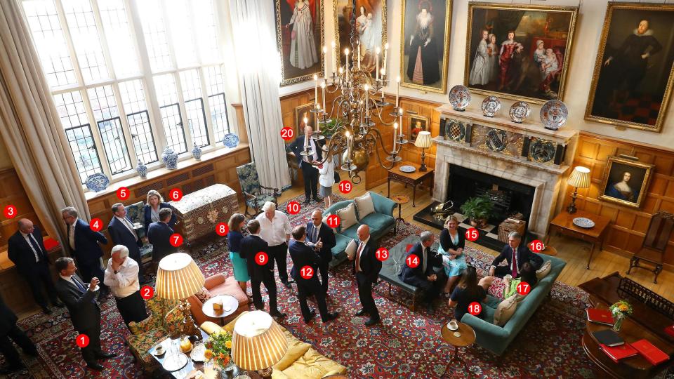  The members of cabinet and government officials who gathered at Chequers