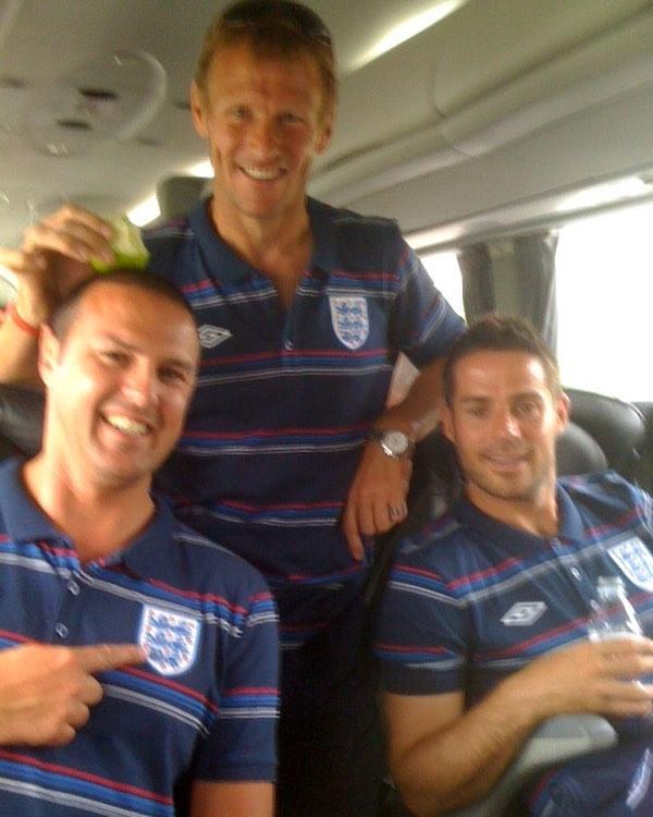  Paddy posted a throwback of him with England legends Teddy Sheringham and Jamie Redknapp