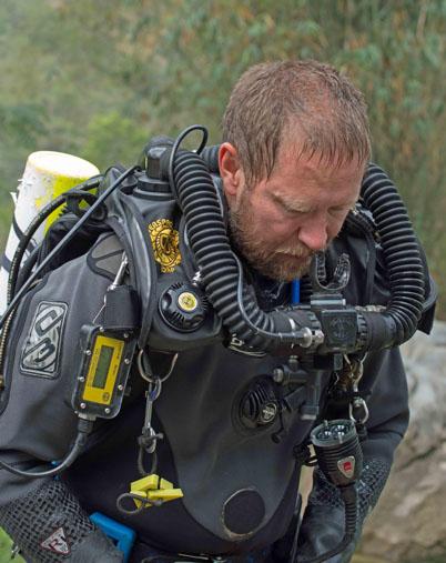  Dr Harris' father died shortly after the 12 boys had been rescued from the cave in northern Thailand