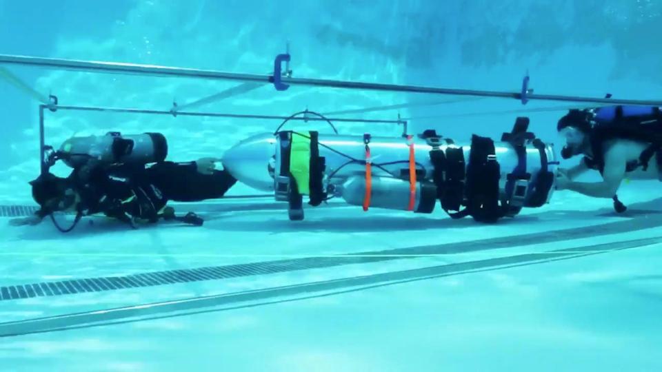  Musk's mini-sub being tested in a swimming pool before it was sent to Thailand