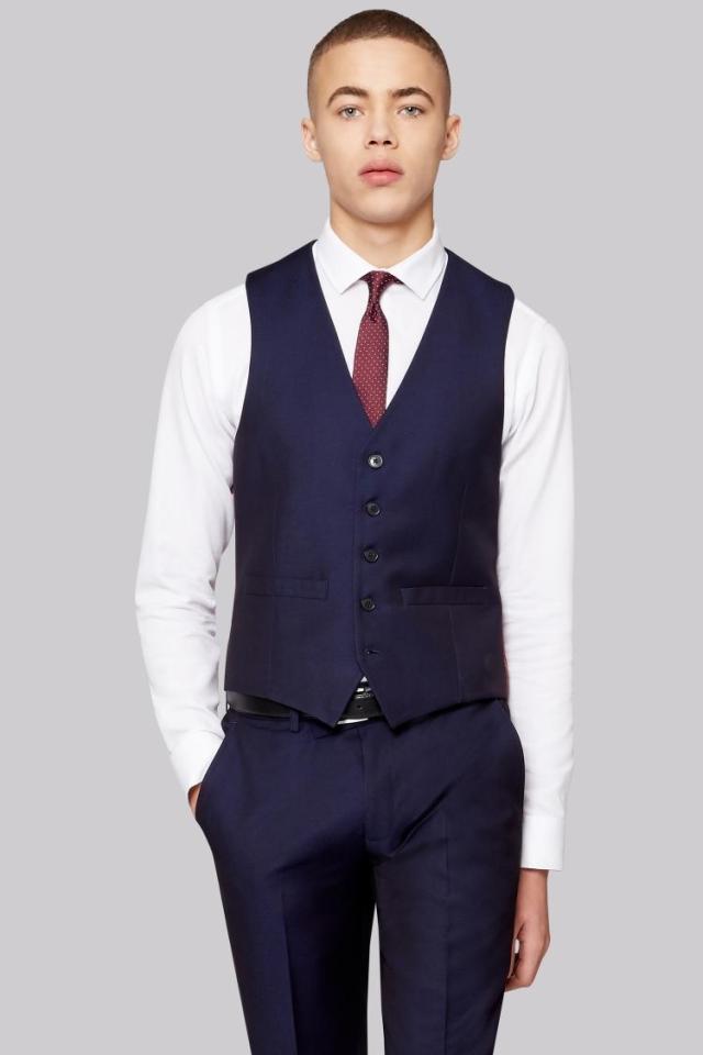  It's important that a waistcoat matches the rest of the outfit