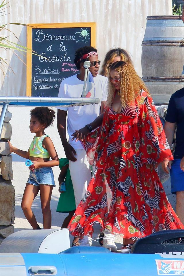  The mum-of-three wore a flowing red dress