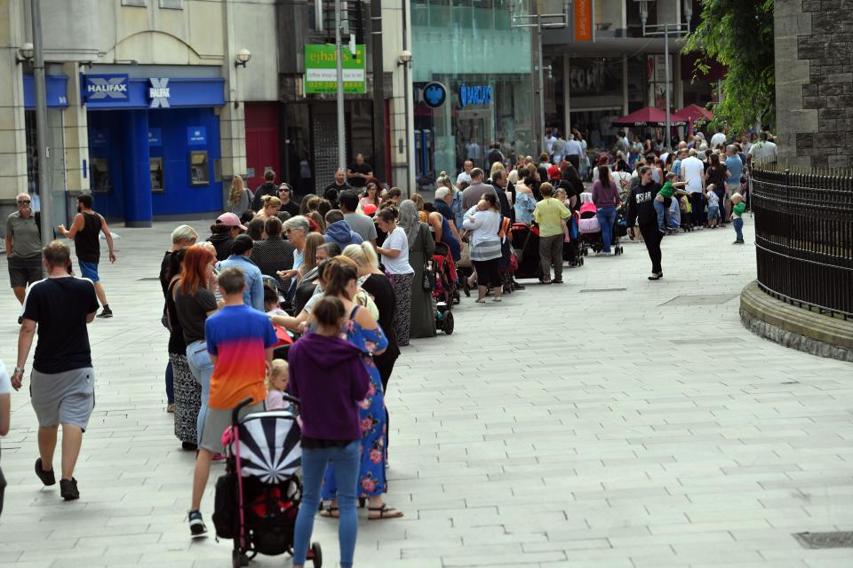  The queues outside St David's shopping centre in Cardiff were so long they left the mall