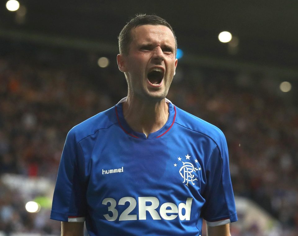 Jamie Murphy scored as Rangers beat Shkupi 2-0 in their Europa League qualifier