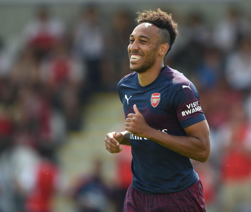  Pierre Emerick Aubameyang scored three goals in 17 minutes