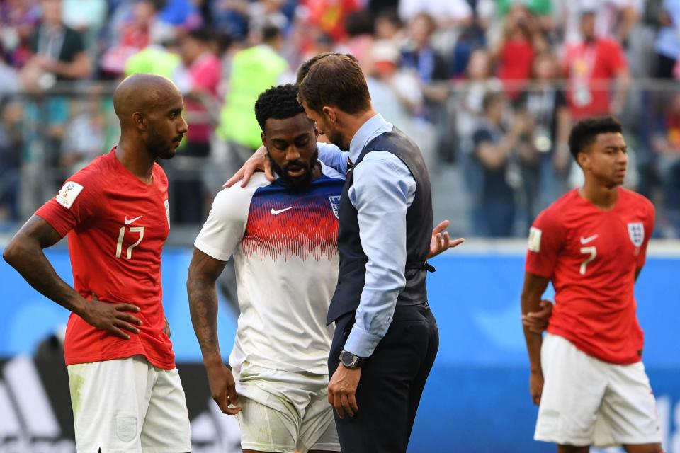  Southgate talks with Rose after the match