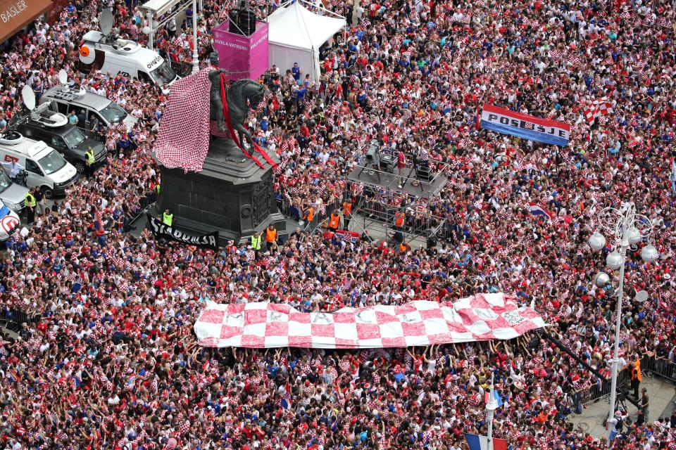  Huge banners and flags were passed around among supporters in Zagreb