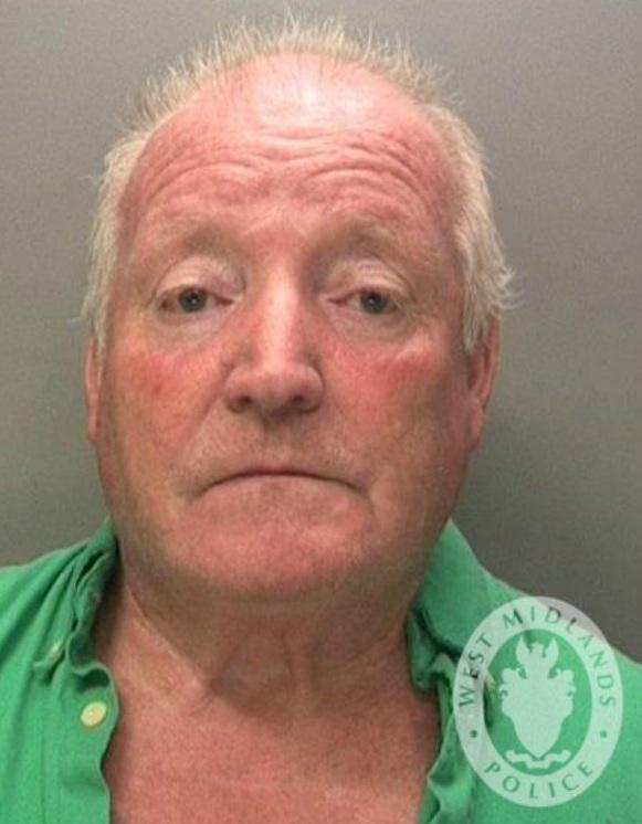  Dad Keith Potts was caged for child cruelty