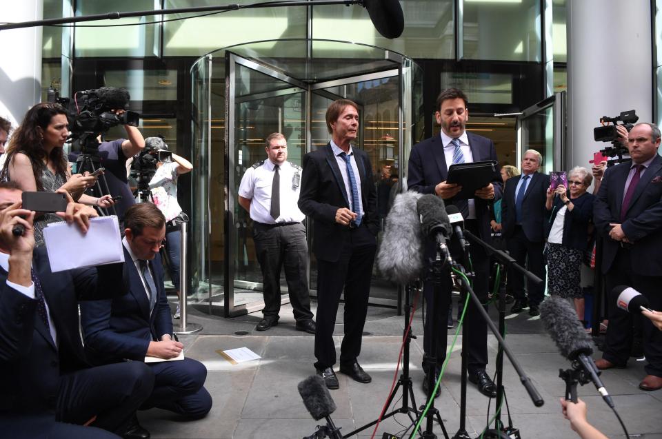  Sir Cliff makes a statement outside the High Court today