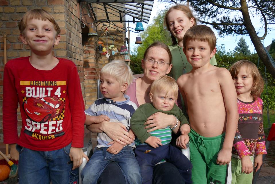  Sarah and her children (left to right) Jonathon, Konstantin, Sarah, Kiran, Johanna, Emanuel and Elisabeth