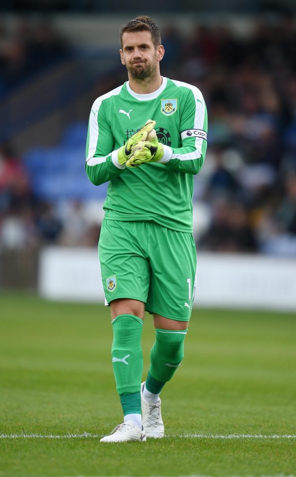  Tom Heaton pulled out of Aberdeen clash with a niggling calf injury