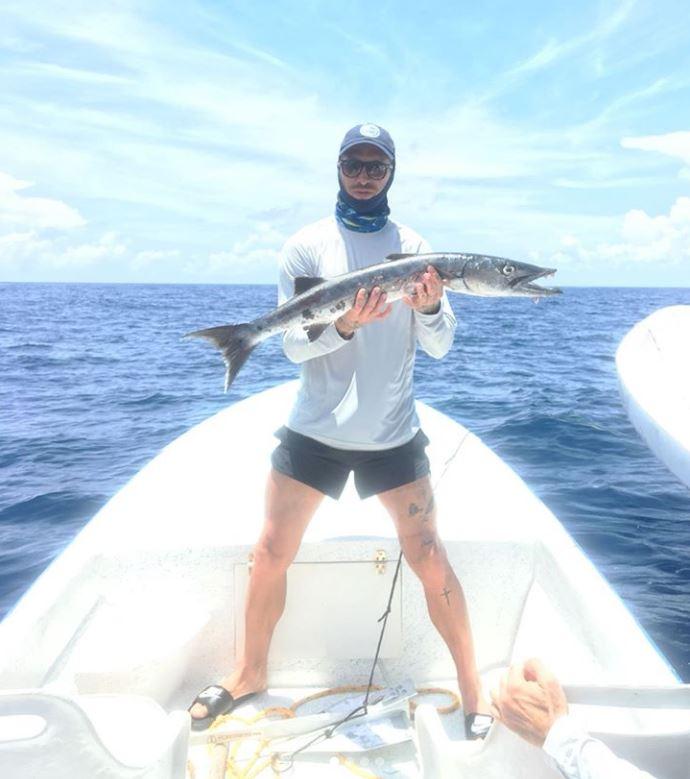  Ramos shows off his impressive catch