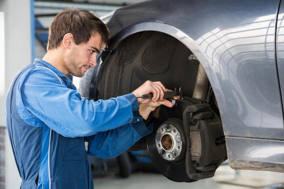  Measurements used by mechanics to judge brake pad wear could be confusing drivers