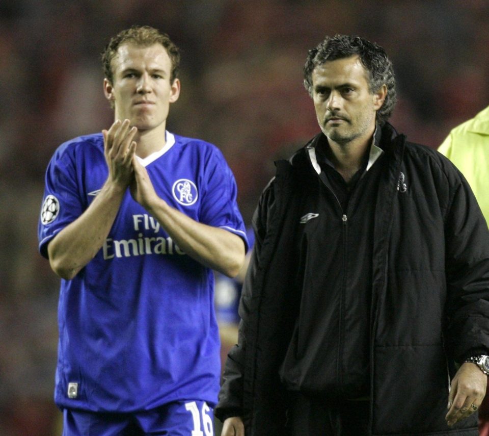  Jose Mourinho famously fell out with Arjen Robben during their Chelsea days