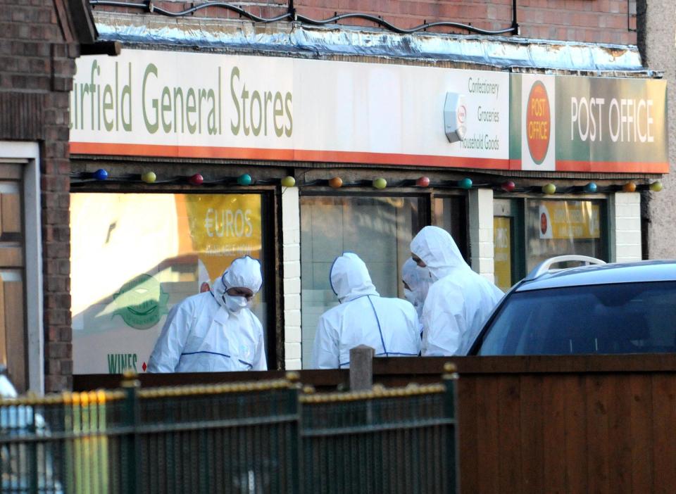  Investigators in 2009 outside the Fairfield Post Office