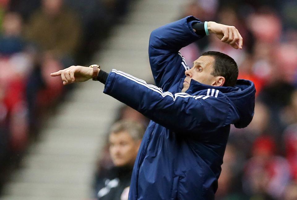  Gus Poyet, who has managed Brighton and Sunderland, was temporarily dismissed by Bordeaux last week